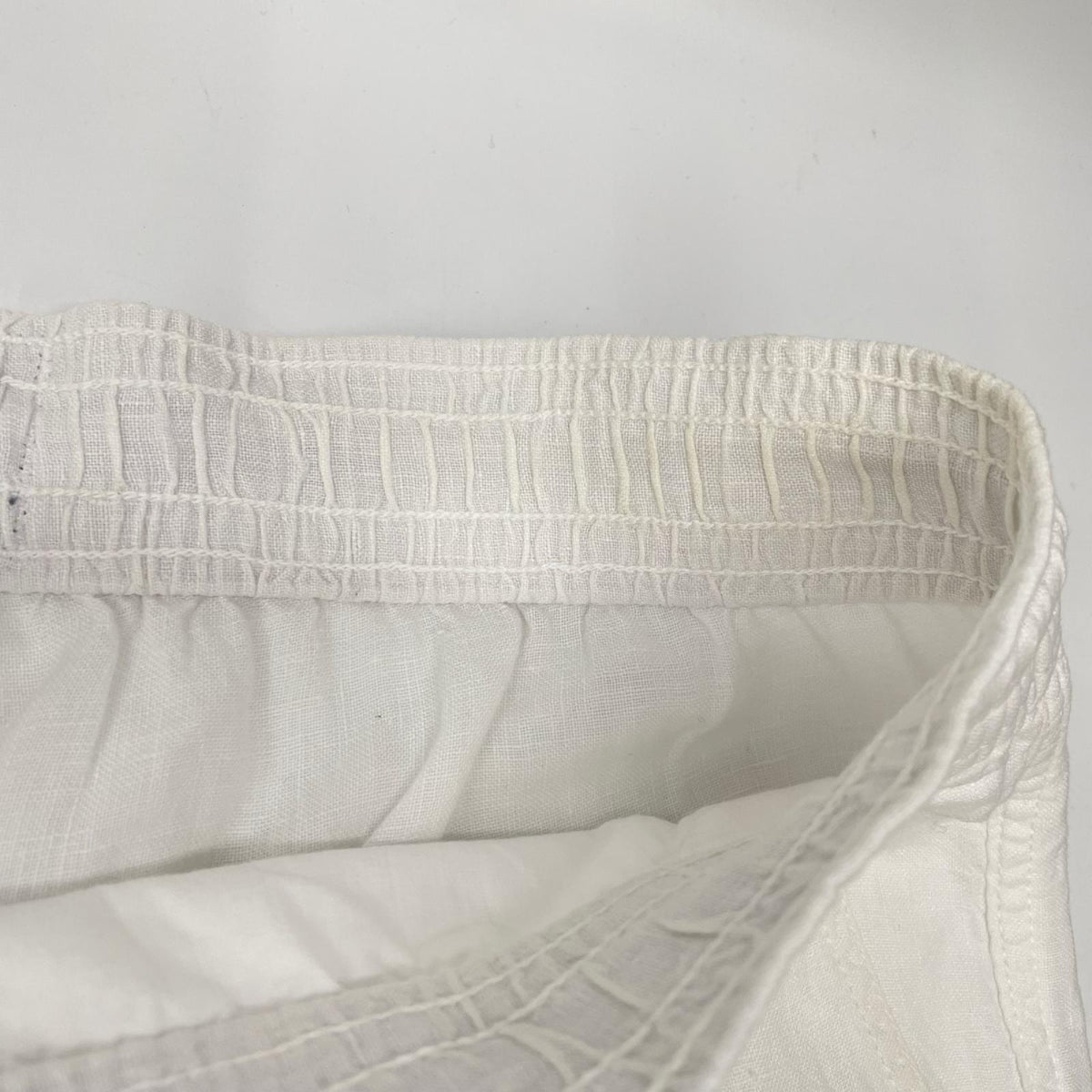 VILEBREQUIN White Linen Cargo Shorts Size XL