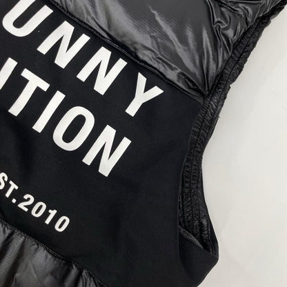 MASTER BUNNY EDITION Logo Design Padded Vest Black Size 4