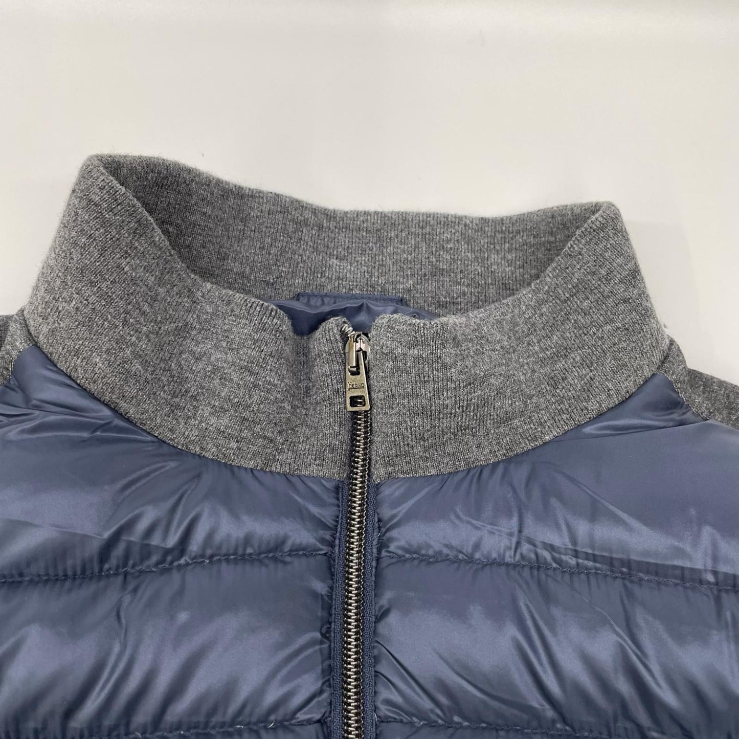 HERNO RESORT Paneled Nylon Down Jacket Navy/Gray Size 50