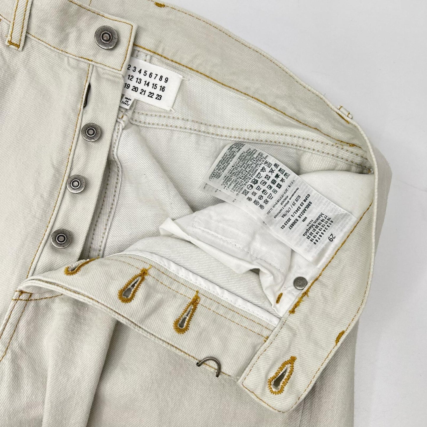 Maison Margiela S50LA0216 Bleached Selvedge Jeans Size 29