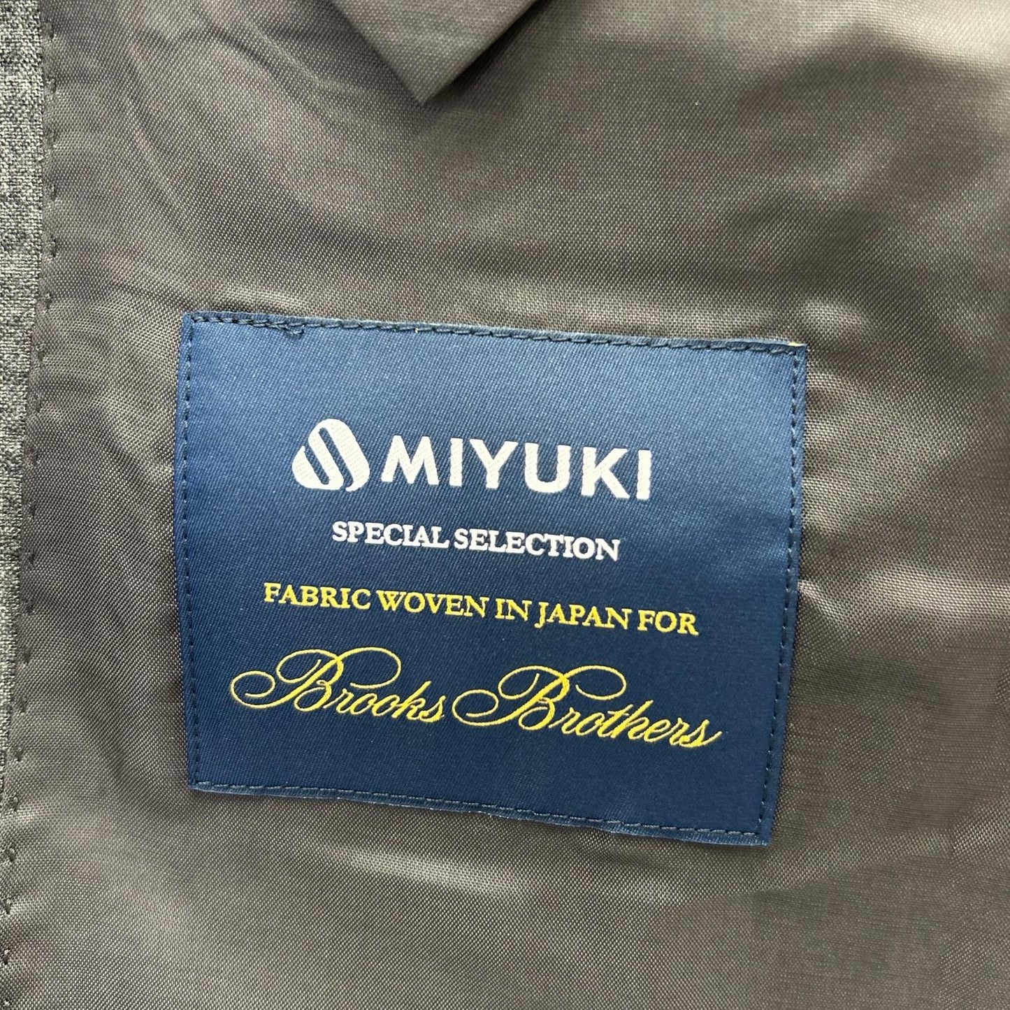 BrooksBrothers Charcoal Gray TOKYO FIT Blazer Size 39SHT