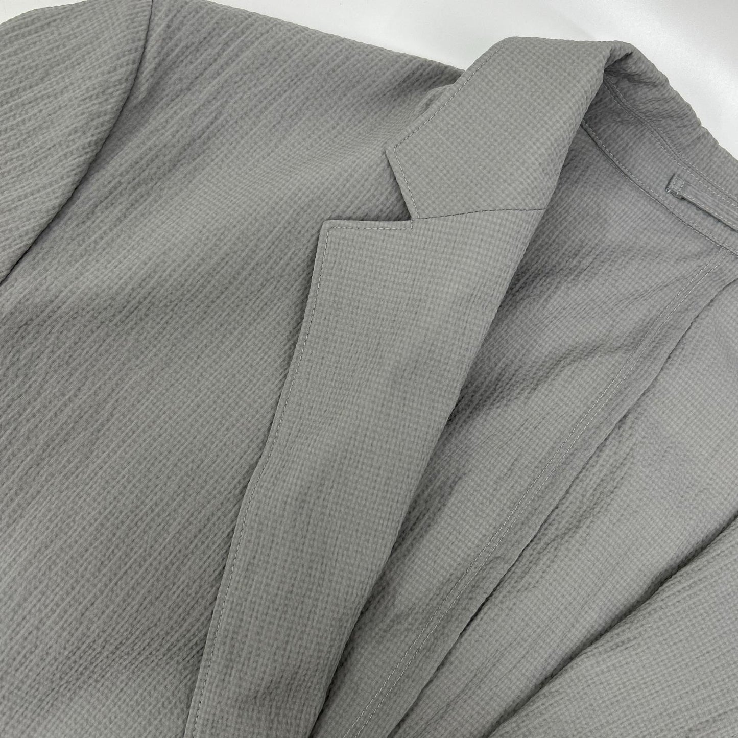 Theory 25SS Gray Seersucker 2B Blazer Size 42