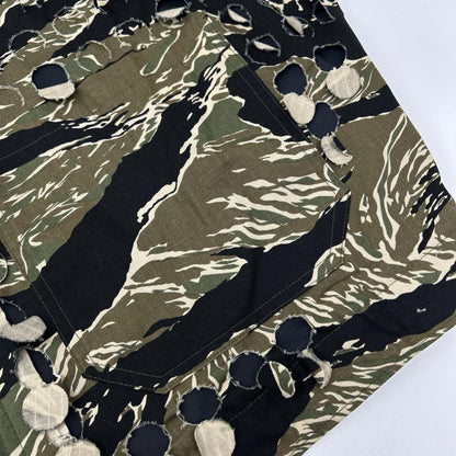 SYUMAN. SS25 Camo Parallel Laser Cut Cotton Top Khaki Size 1