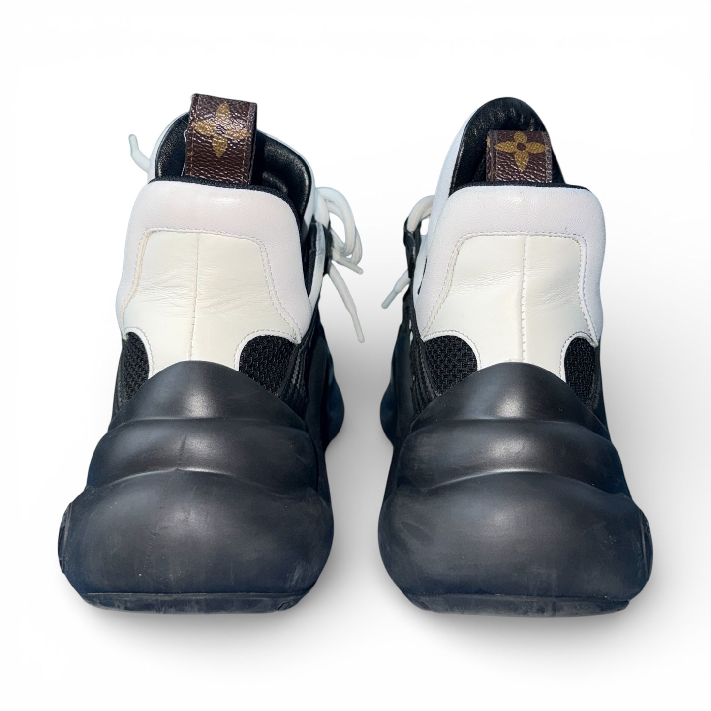 Louis Vuitton Sneakers Size 23.0