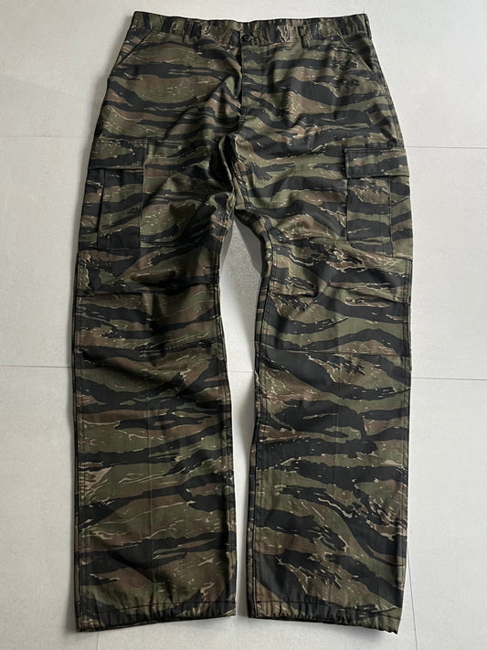 ROTHCO Wide Camo Cargo Pants