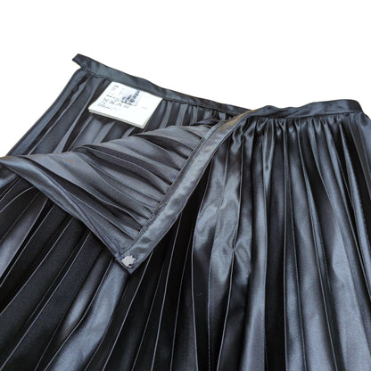 robe de chambre COMME des Pleats Skirt