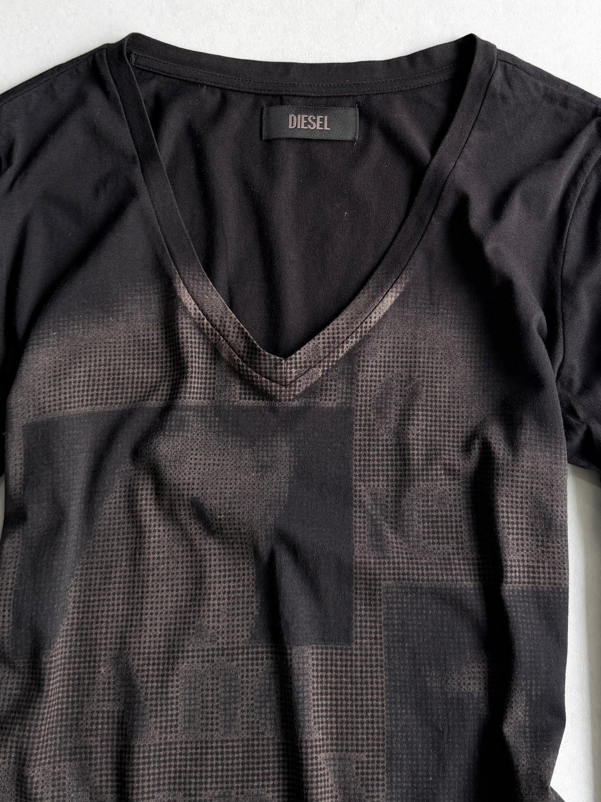 DIESEL Graphic V-Neck Long Sleeve Cotton