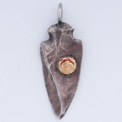 GORO'S K18 Gold Metal Arrowhead Pendant Silver