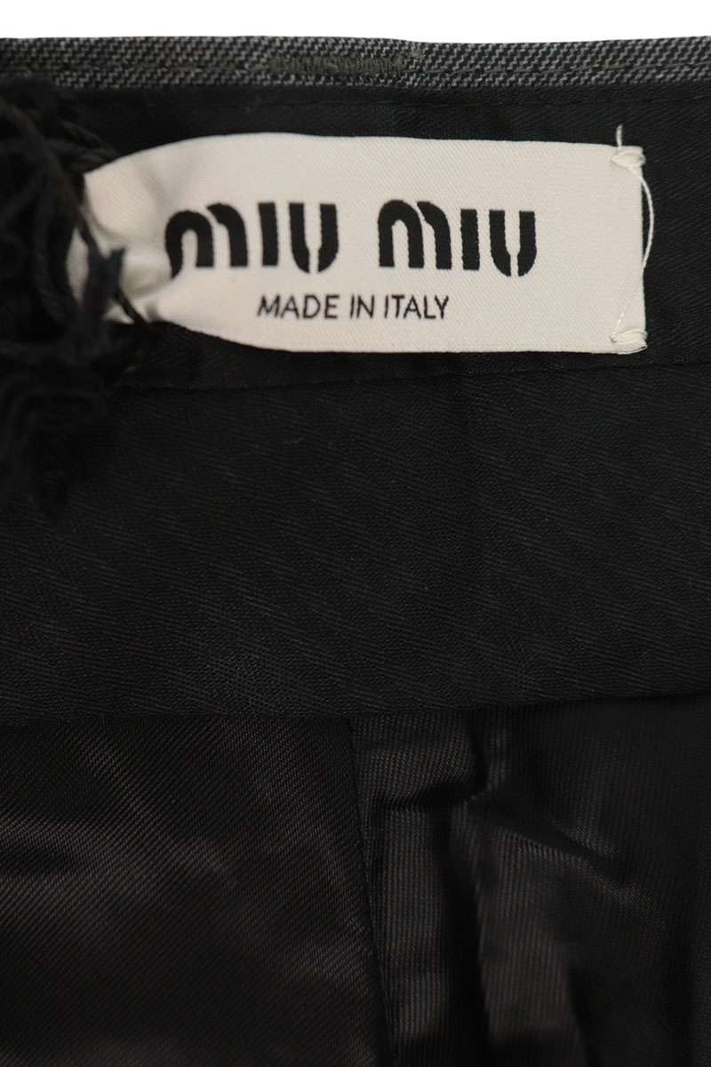miumiu Back Logo Patch Bermuda Shorts Gray Size 40