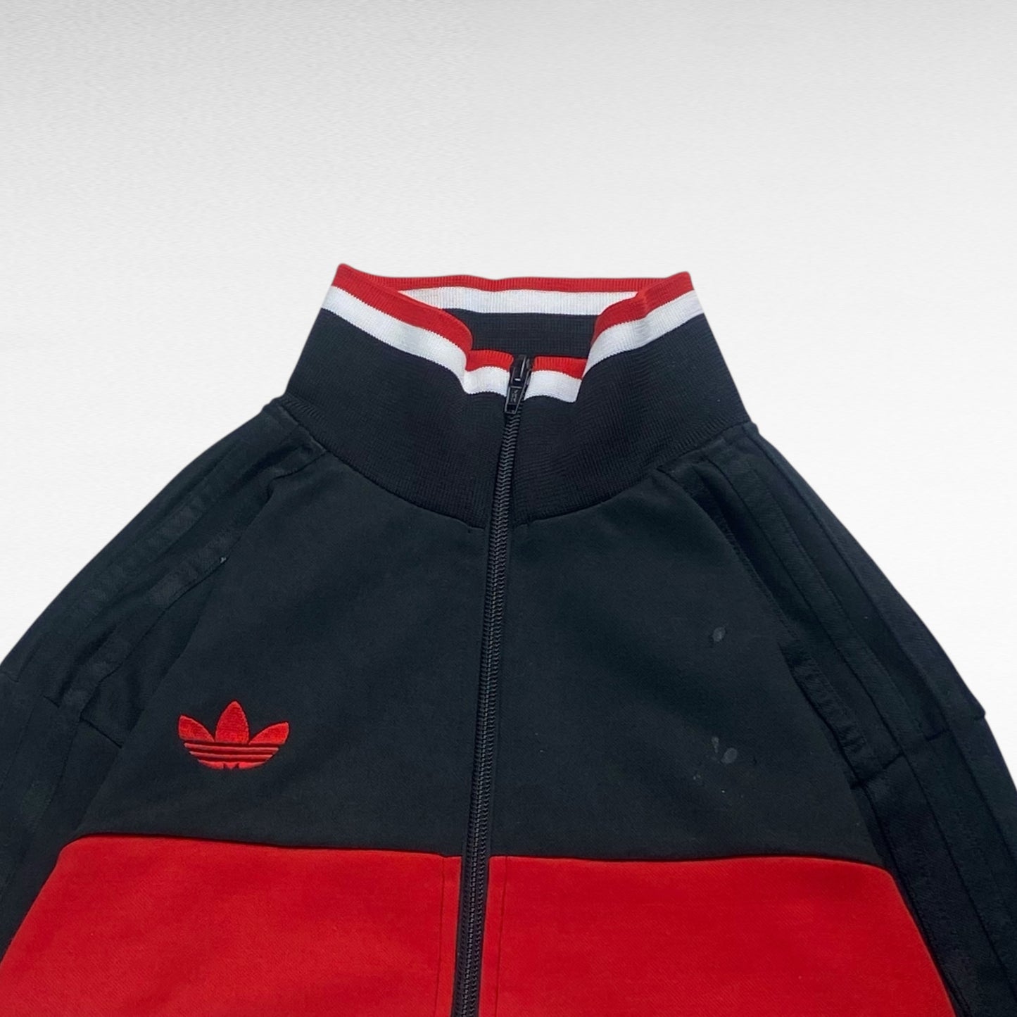 adidas originals 00s Jacket Size M