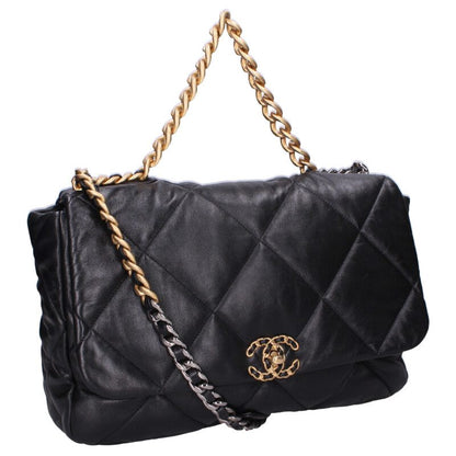 CHANEL CHANEL 19 Maxi Flap Shiny Lambskin Size ONE SIZE