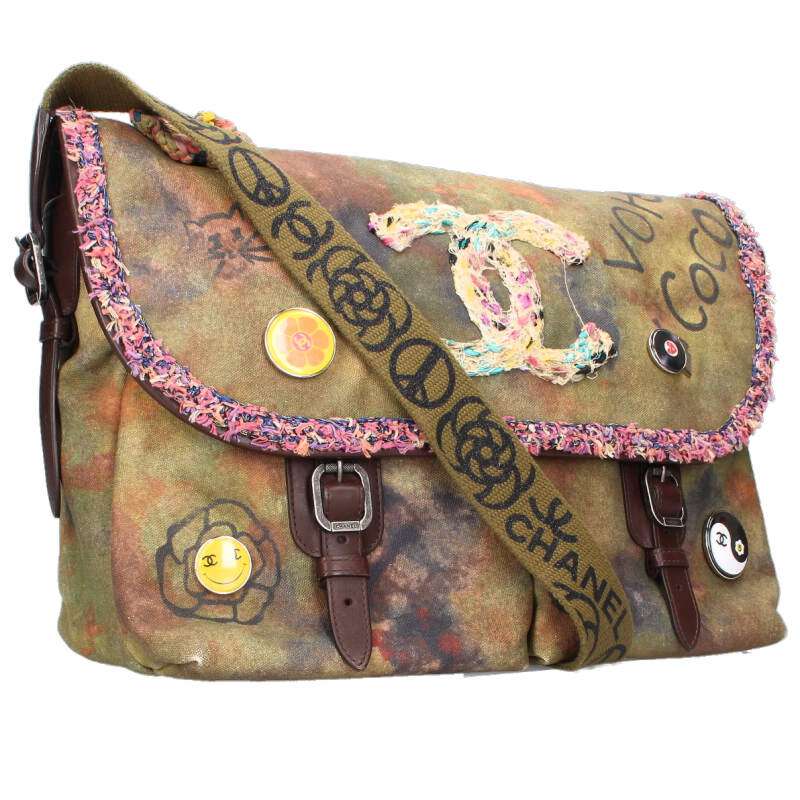 CHANEL A92790 Graffiti Messenger Shoulder Bag Size ONE SIZE
