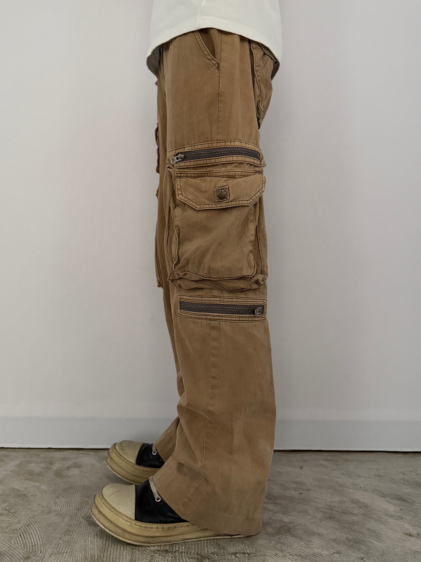 Vintage Y2K Gimmick Cargo Pants Beige Size 40