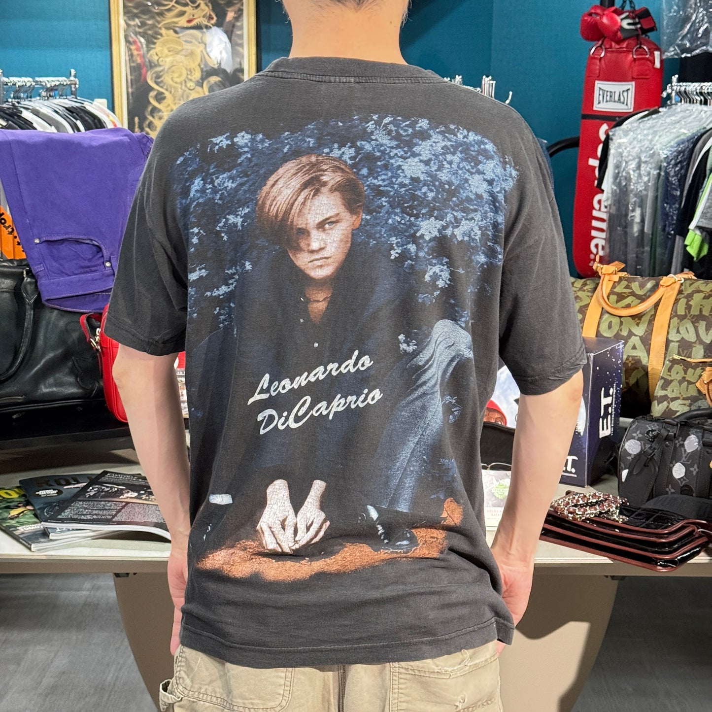 LEONARDO DICAPRIO Y2K "Romeo + Juliet" T-Shirt Size L