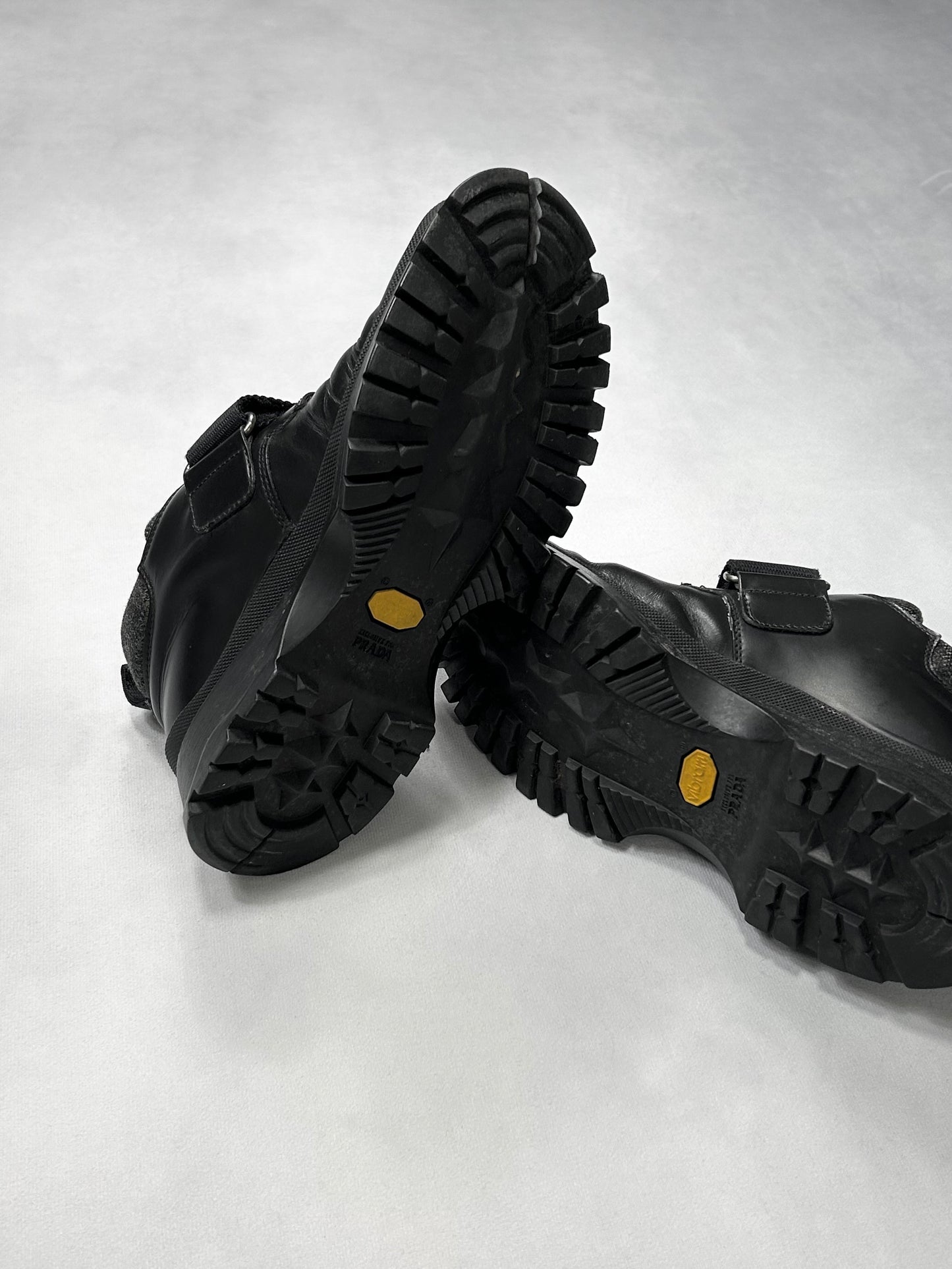 Prada velcro leather tech shoes (F/W 1999) Black Size 9