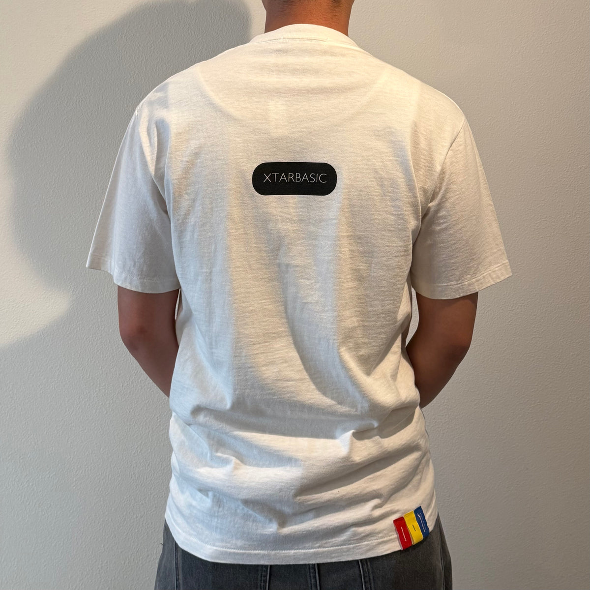GOODENOUGH 90s White Tee Size M