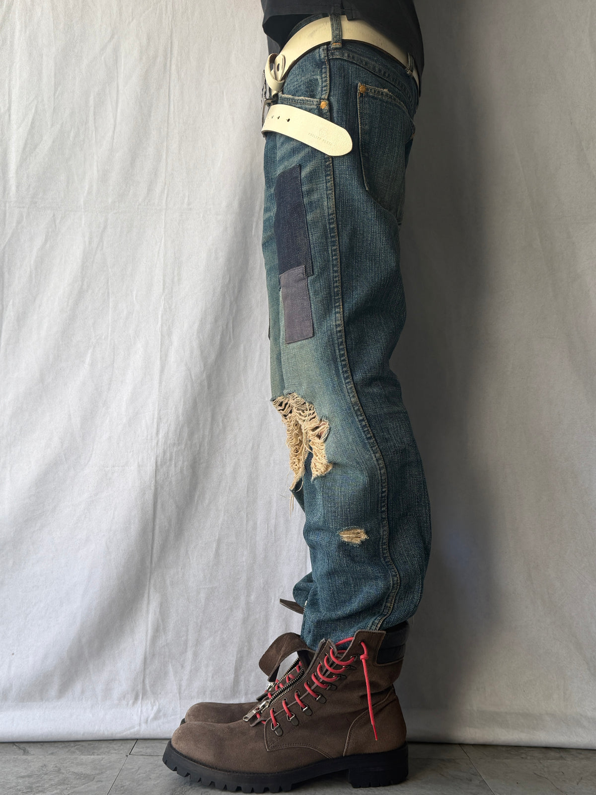 number (n)ine Destroyed Patchwork Straight Denim Size 0