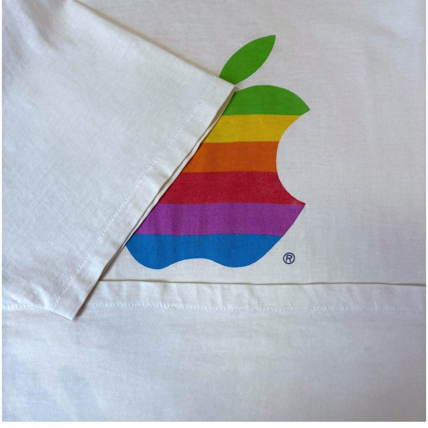 Apple 90s Rainbow Logo The Mac Zone Back Print Tee Size XL