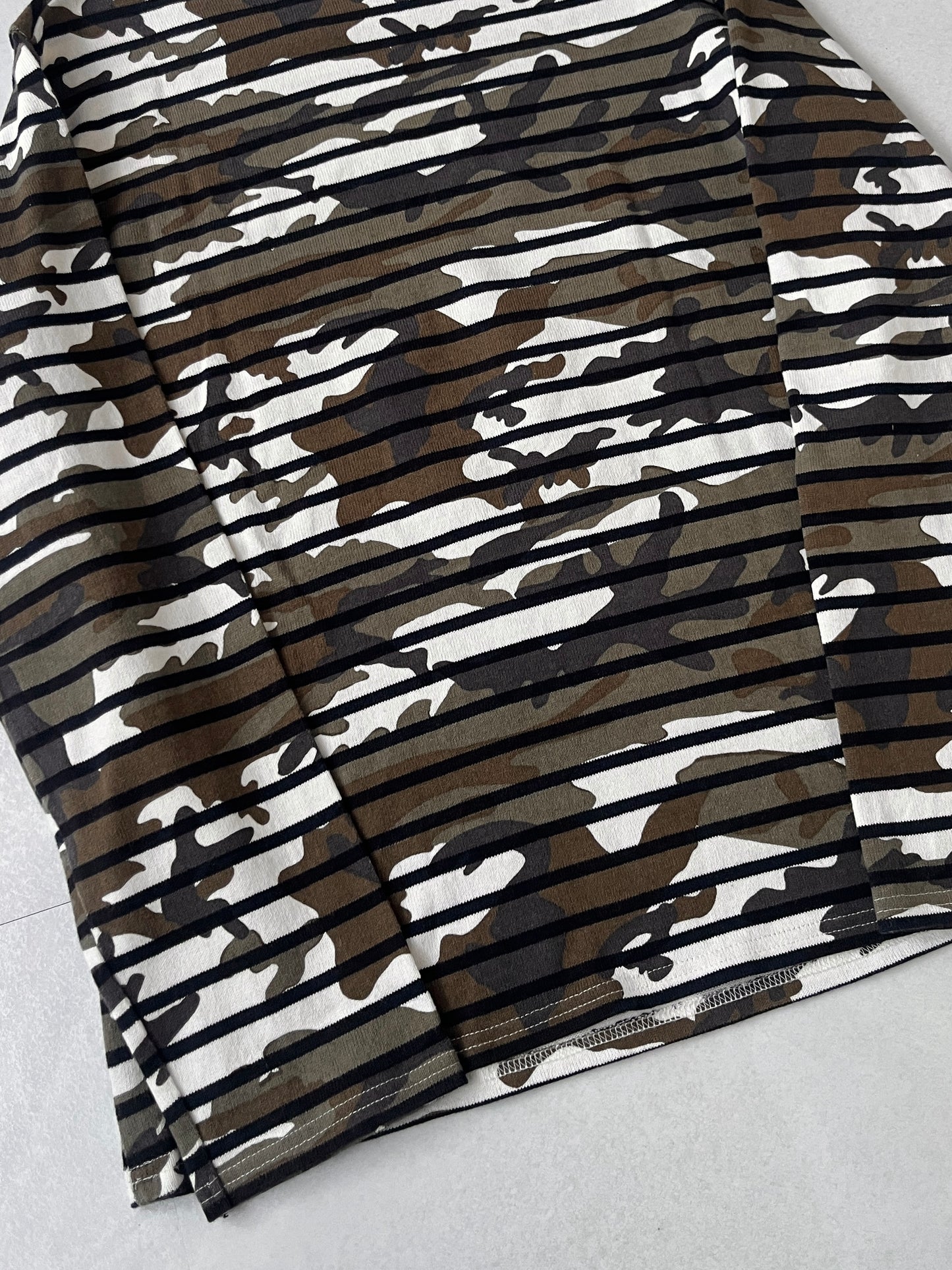 Sophnet. Camo Border Long Sleeve Shirt Size M