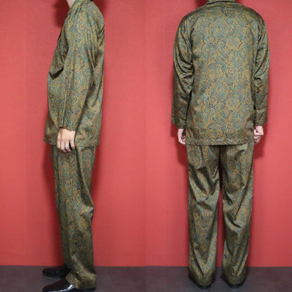 Burberrys 90s Green Paisley Open Collar Shirt Size M