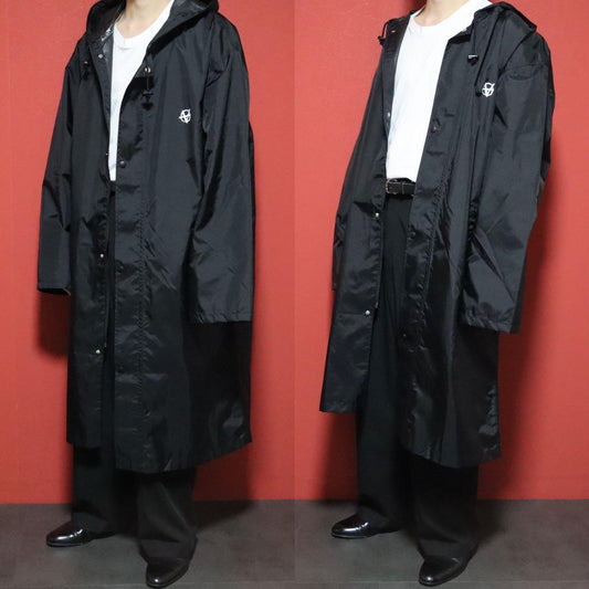 Vetements 19AW Anarchy Raincoat Hooded Nylon Size FREE