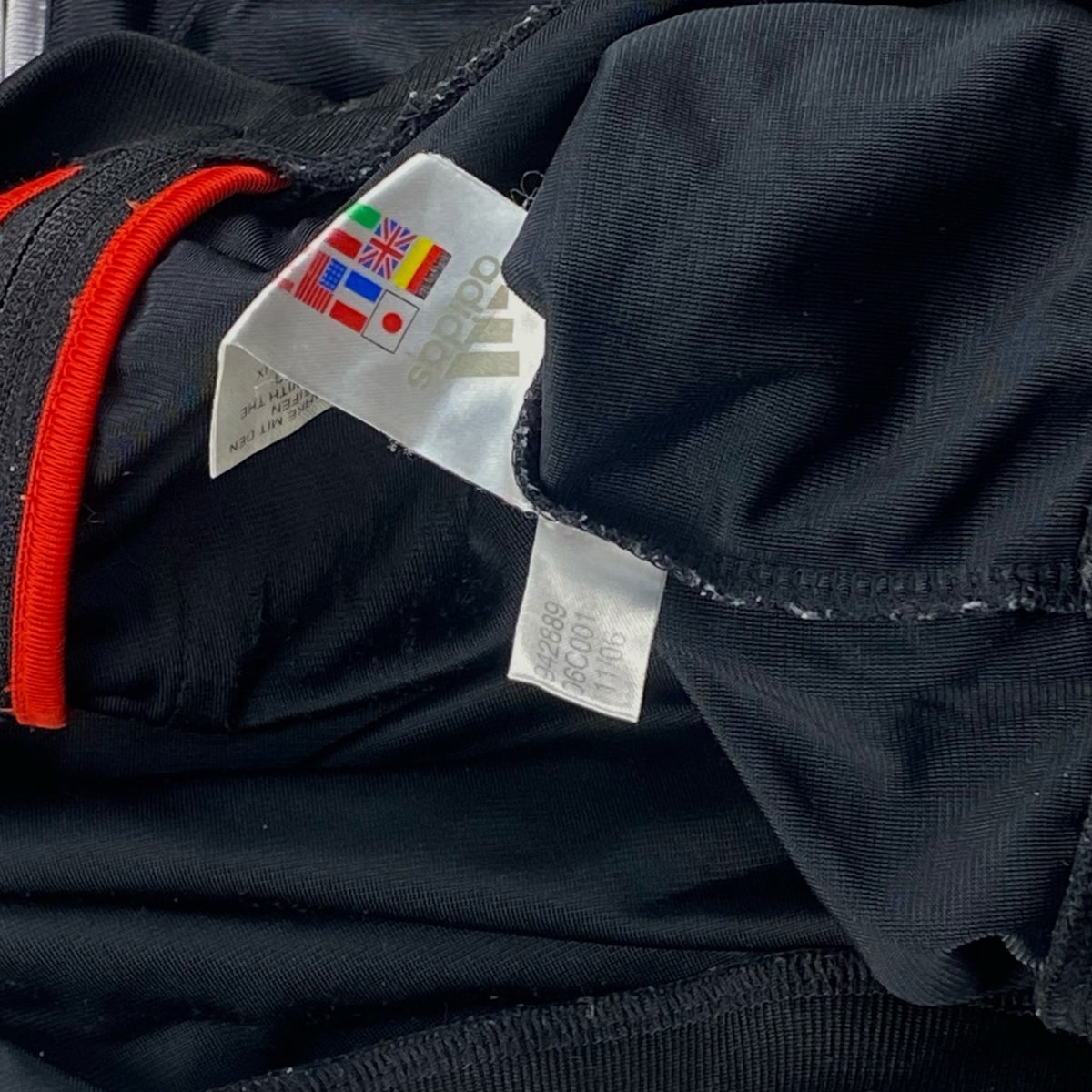 Adidas 00s Jacket Size L
