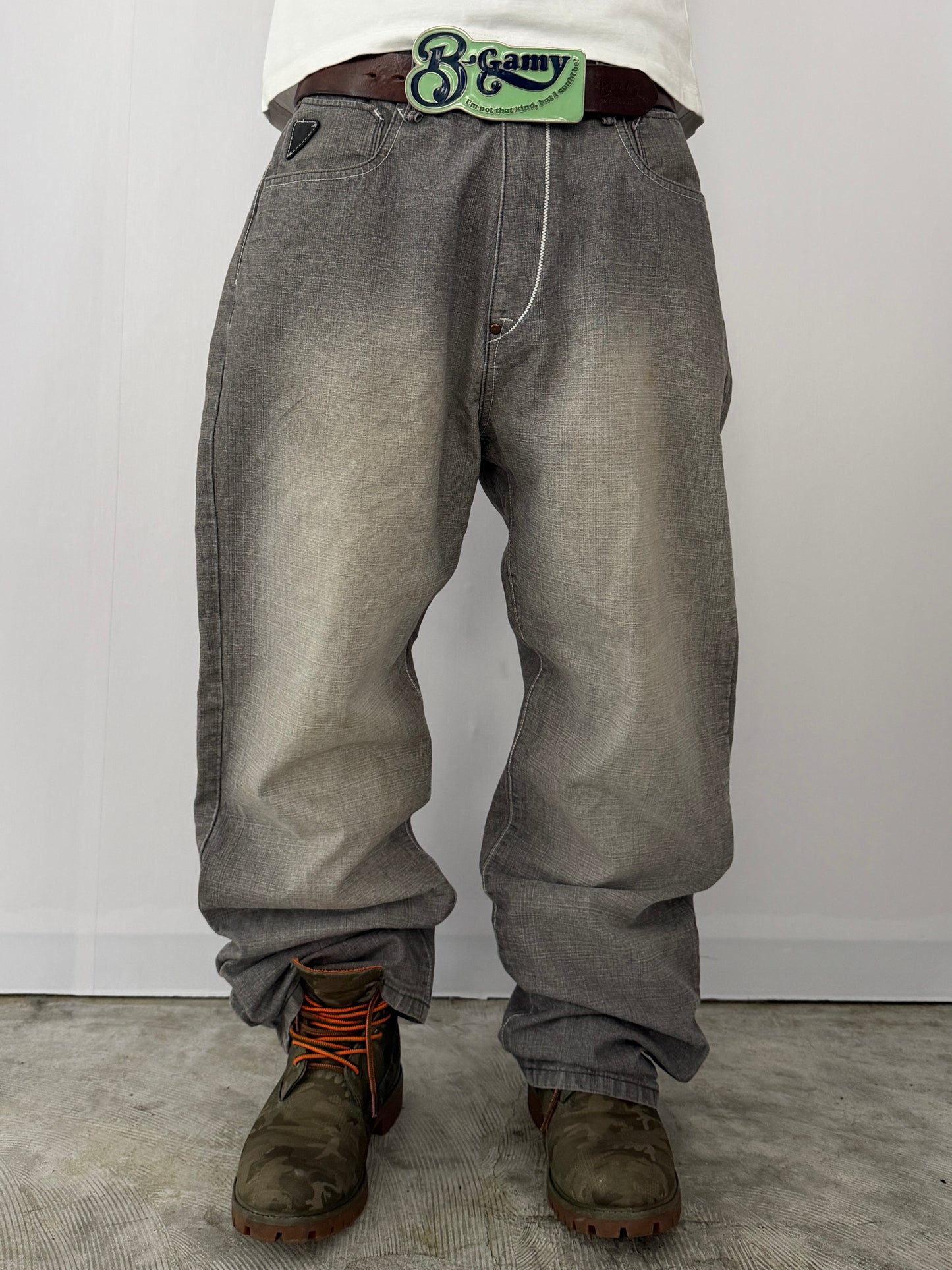 Akademiks Gray Buggy Denim Jeans Size 34