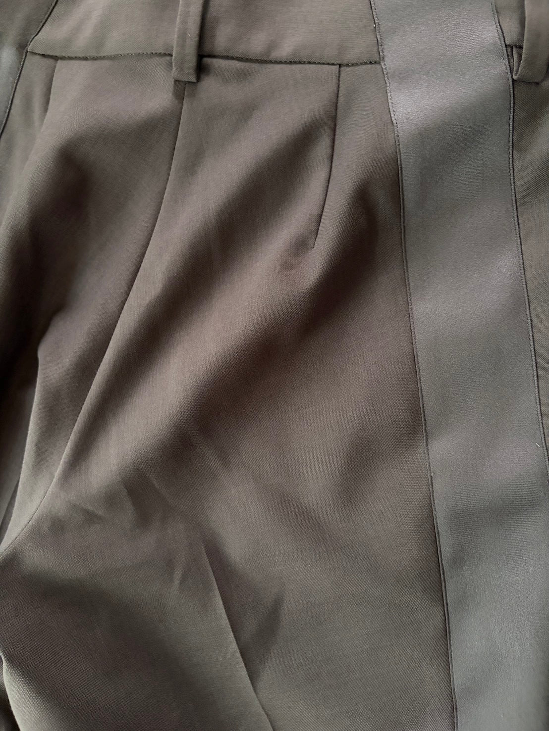 sacai AW23 Polyester Wool Curved Flare Pants Beige Size 1