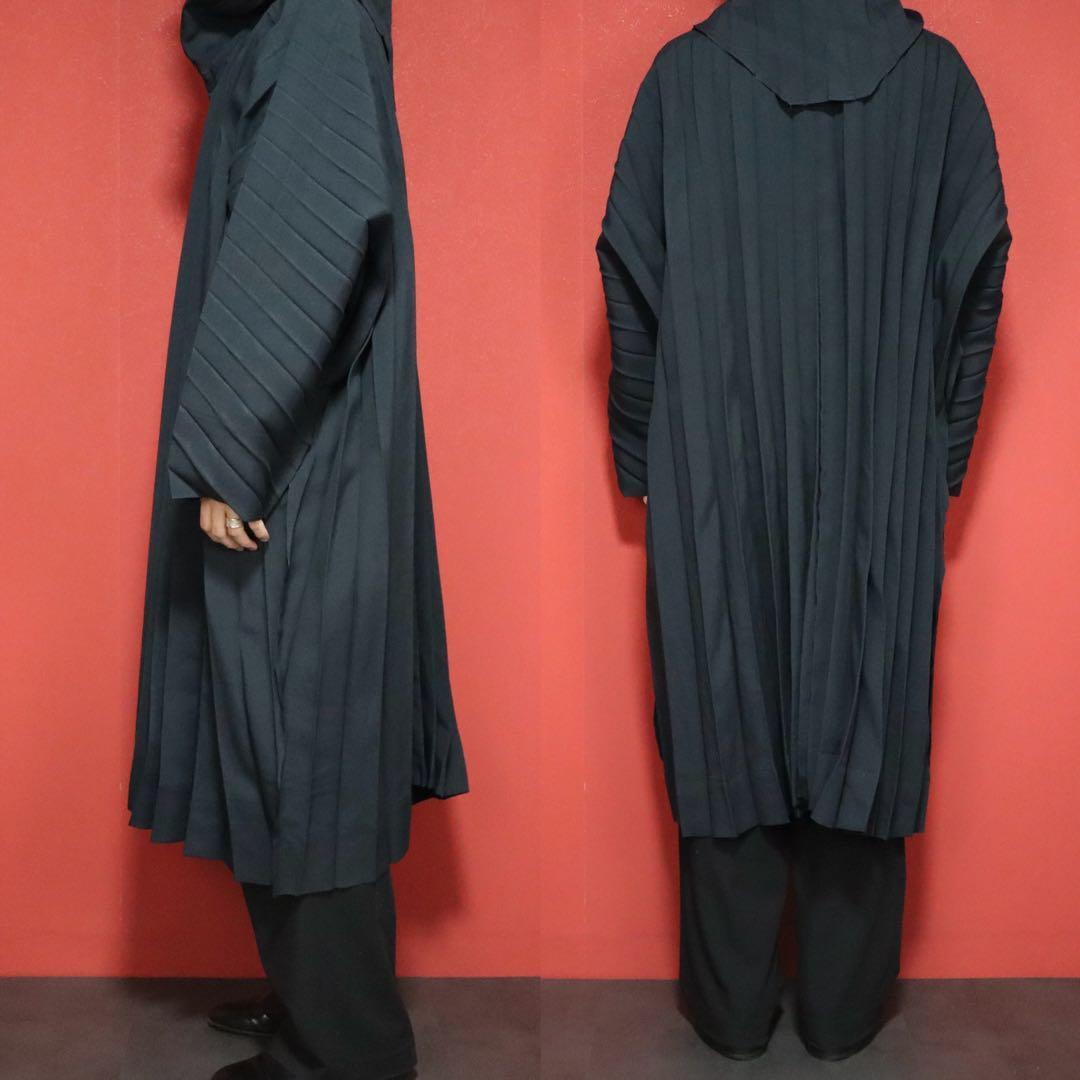 HOMME PLISSE ISSEY MIYAKE 24SS Pleated Hooded Coat Size 1