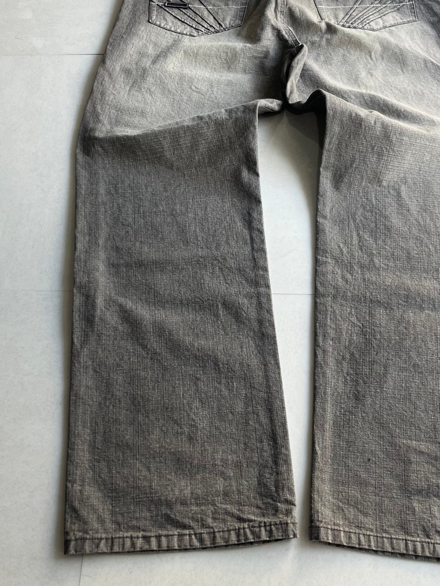 Akademiks Gray Buggy Denim Jeans Size 34