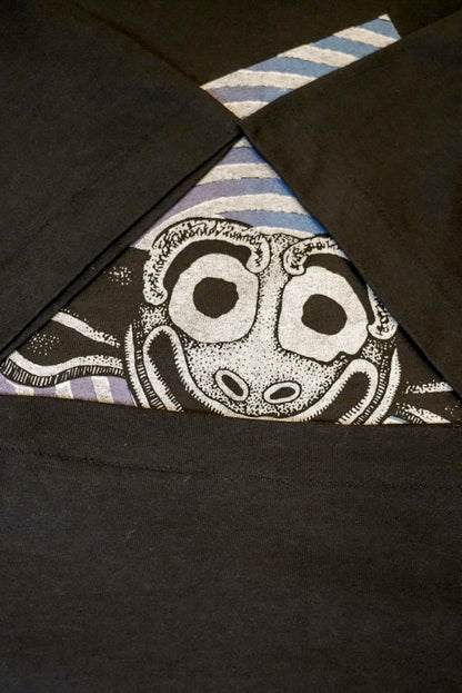 Vintage 90s Black Trip Smile Flock Print Cotton Size L