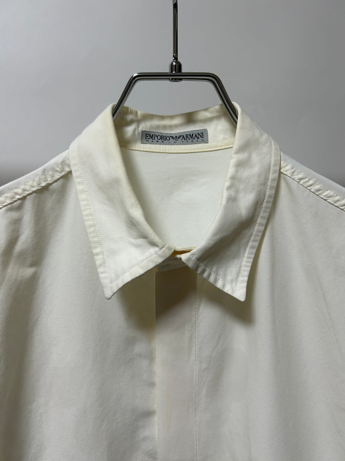 EMPORIO ARMANI 1990s White Velcro Shirt Size 44