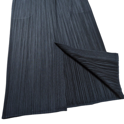 PLEATS PLEASE ISSEY MIYAKE Back Slit Pleats Skirt Size 3