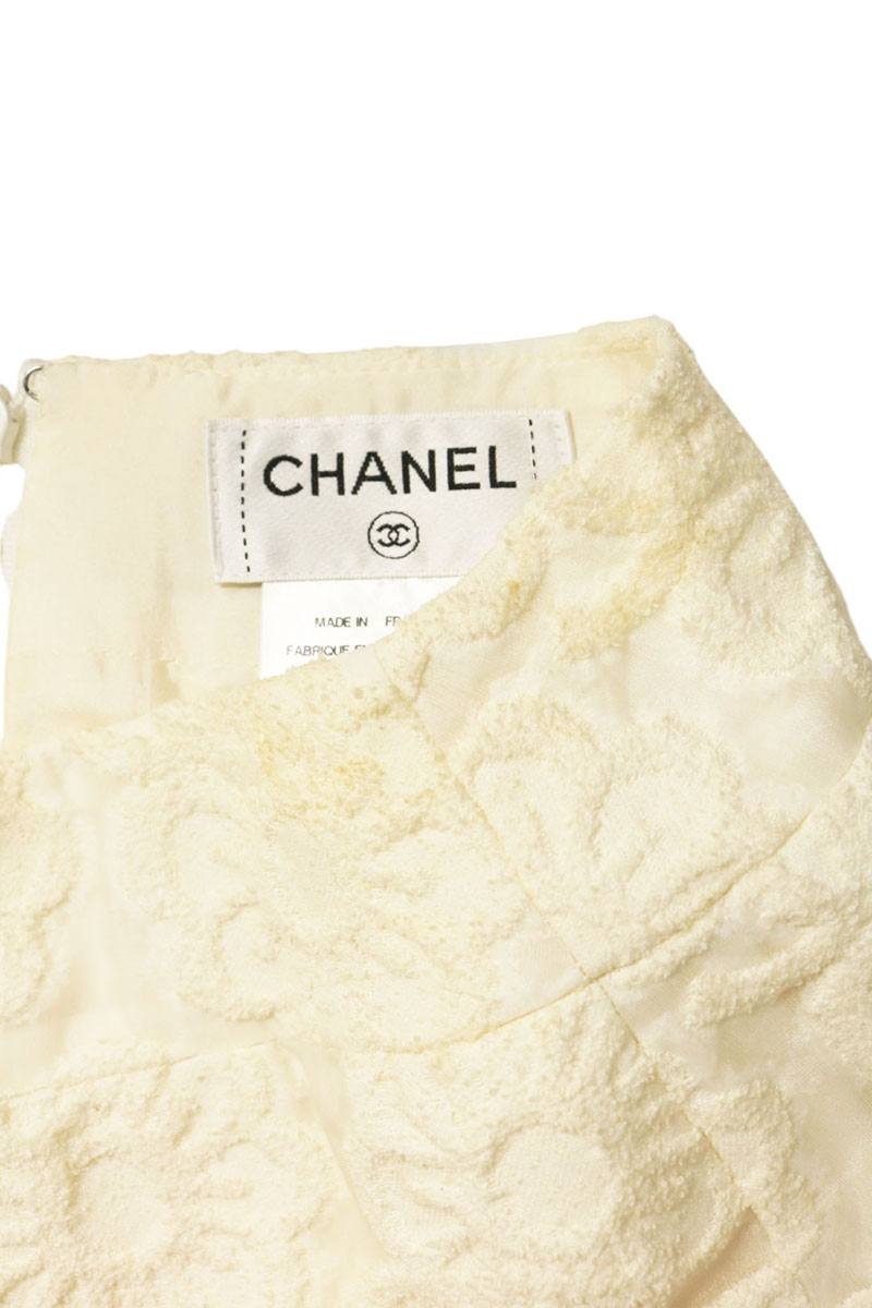 CHANEL Flower Jacquard Skirt White Size 38