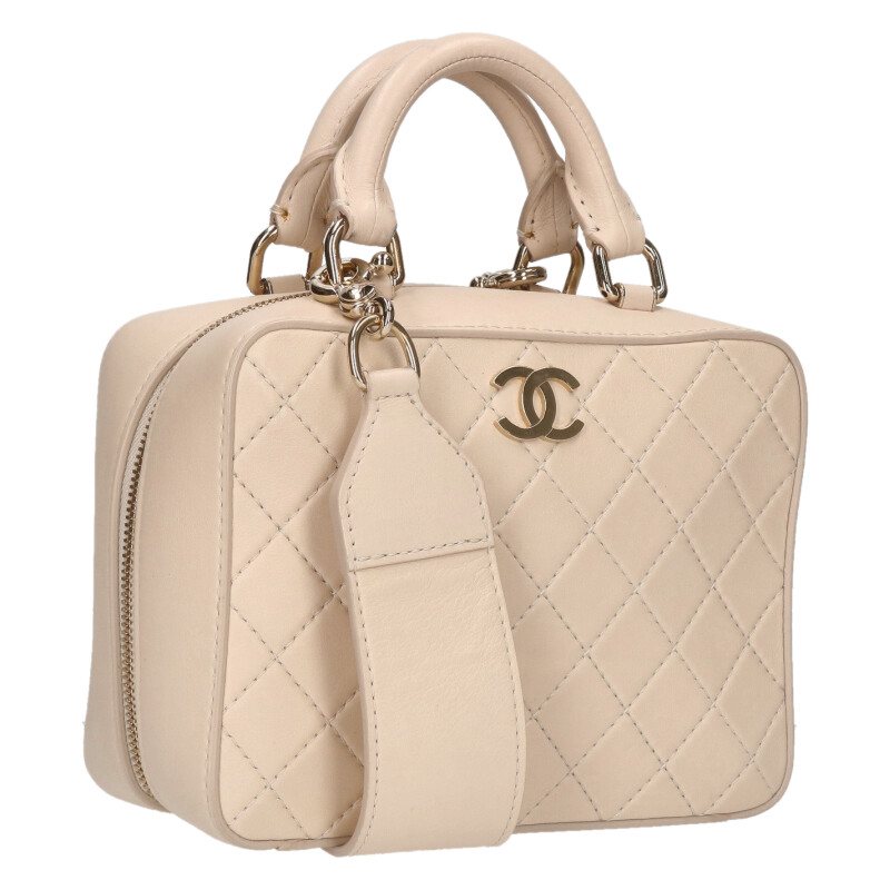 CHANEL Matelasse Vanity 2WAY Handbag Off-White Size ONE SIZE