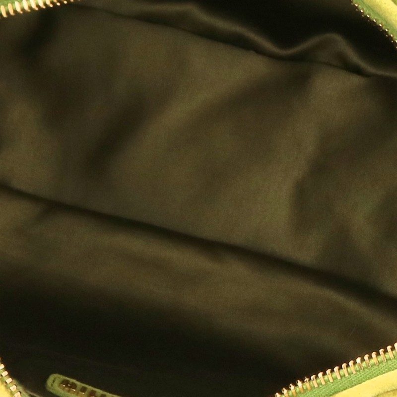 miumiu Wonder Matelassé Logo Handbag Green Size ONE SIZE