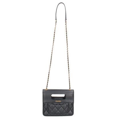 CHANEL Quilted Leather Shoulder Bag Black & Size ONE SIZE