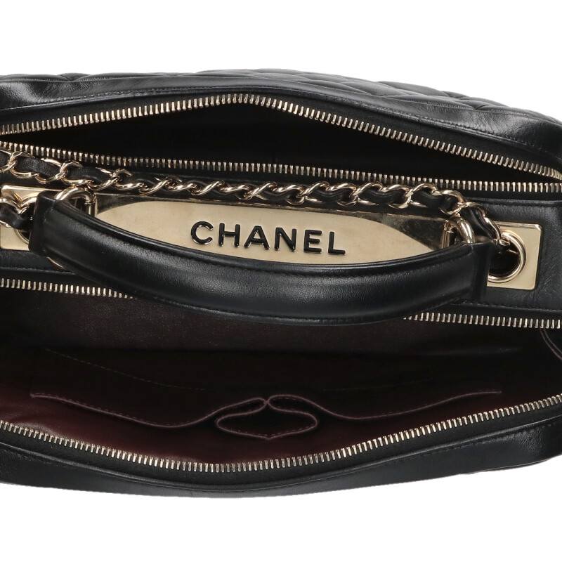CHANEL Trendy CC Lambskin Chain Shoulder Bag Size ONE Multi
