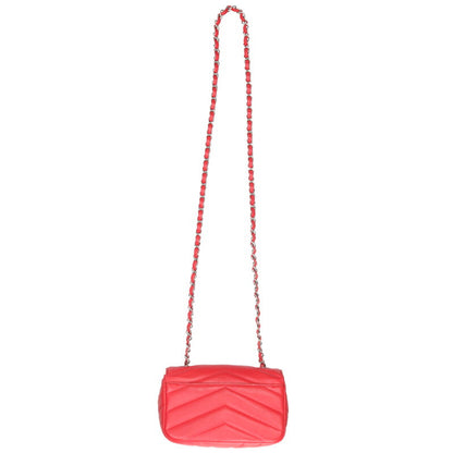 CHANEL Chevron V Stitch Chain Shoulder Bag Red Size ONE SIZE