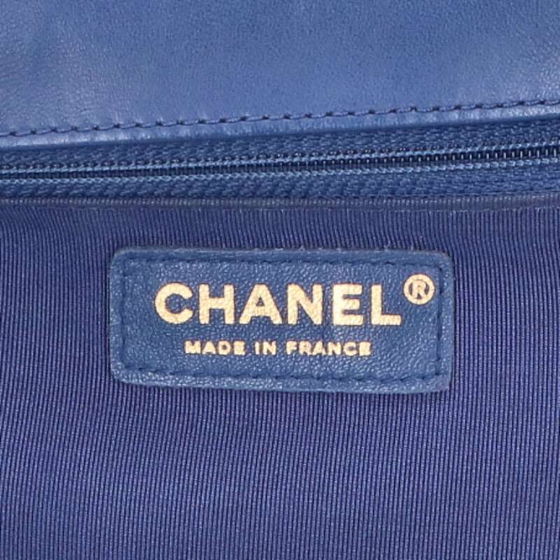 CHANEL Boy Chanel 28 Lambskin Chain Bag Size ONE SIZE