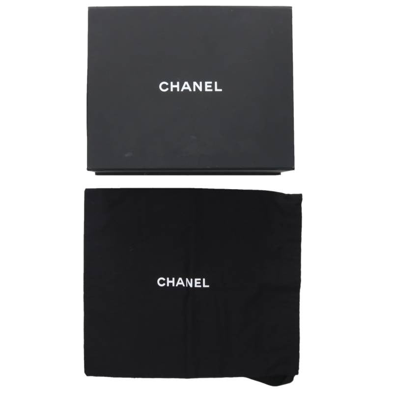 CHANEL Chanel 25 GHW Caviar Skin Chain Size ONE SIZE
