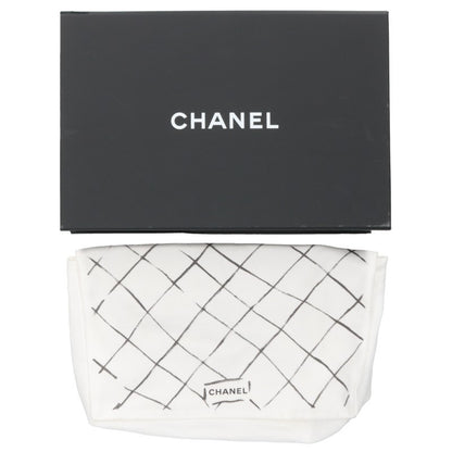CHANEL Matelasse 25 Caviar Skin Double Flap Bag Size 25