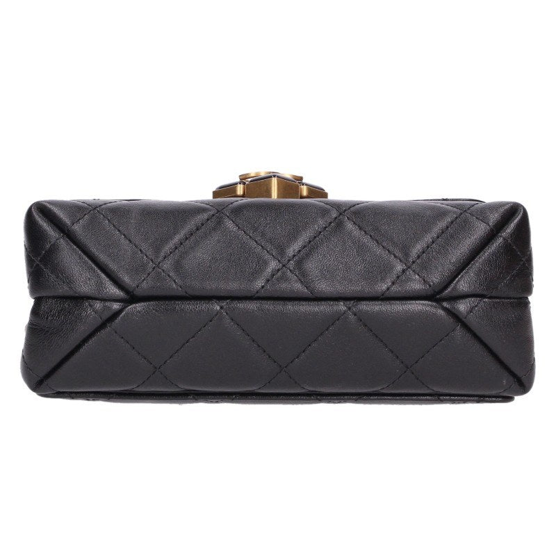 CHANEL Matelasse Lambskin Chain x Gold Shoulder Bag