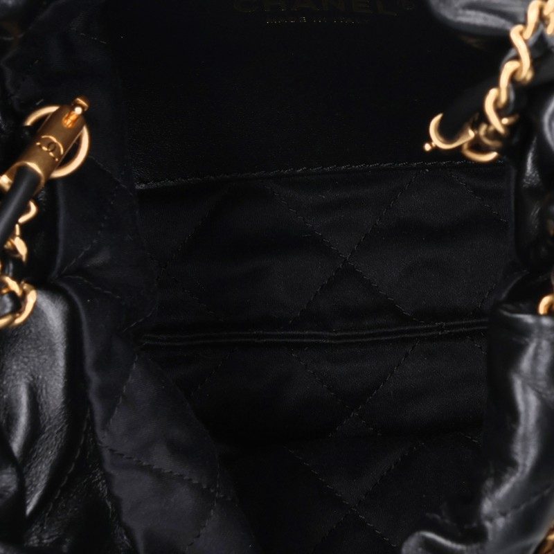 CHANEL 22 Mini Lambskin Chain x Gold Shoulder Bag