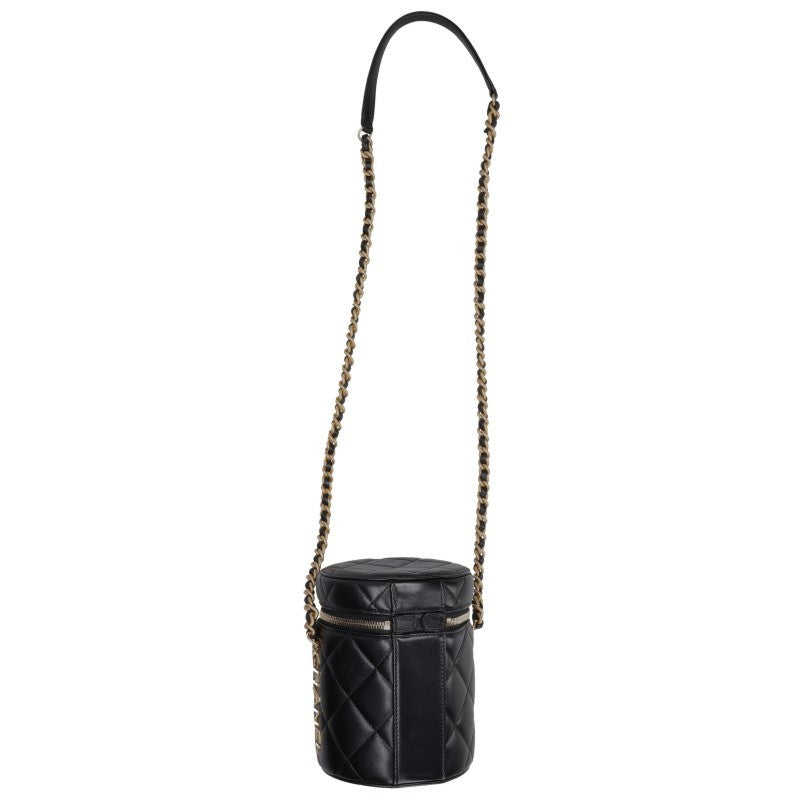 CHANEL Matelassé Lambskin Shoulder Bag