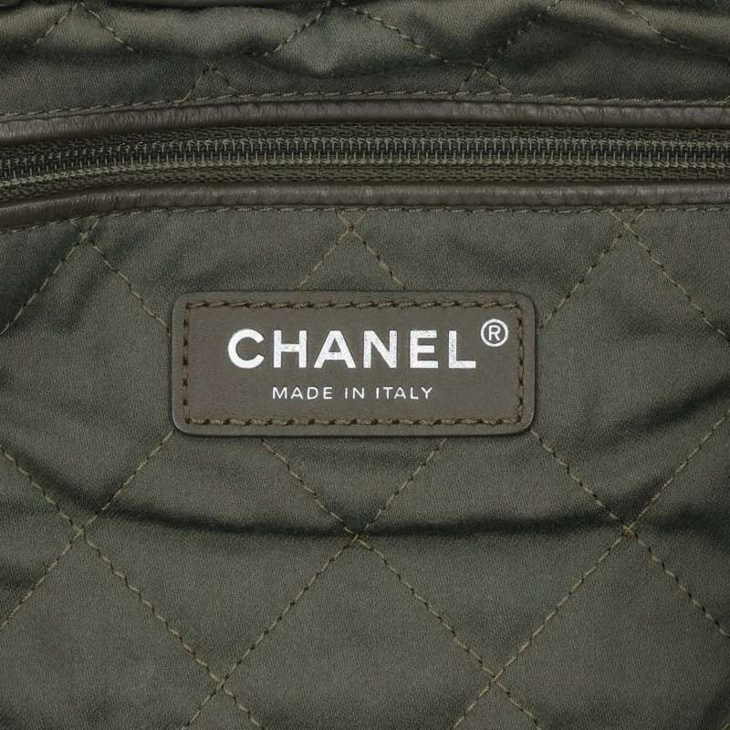 CHANEL 22 Large Shiny Calfskin Backpack Multi Size ONE SIZE