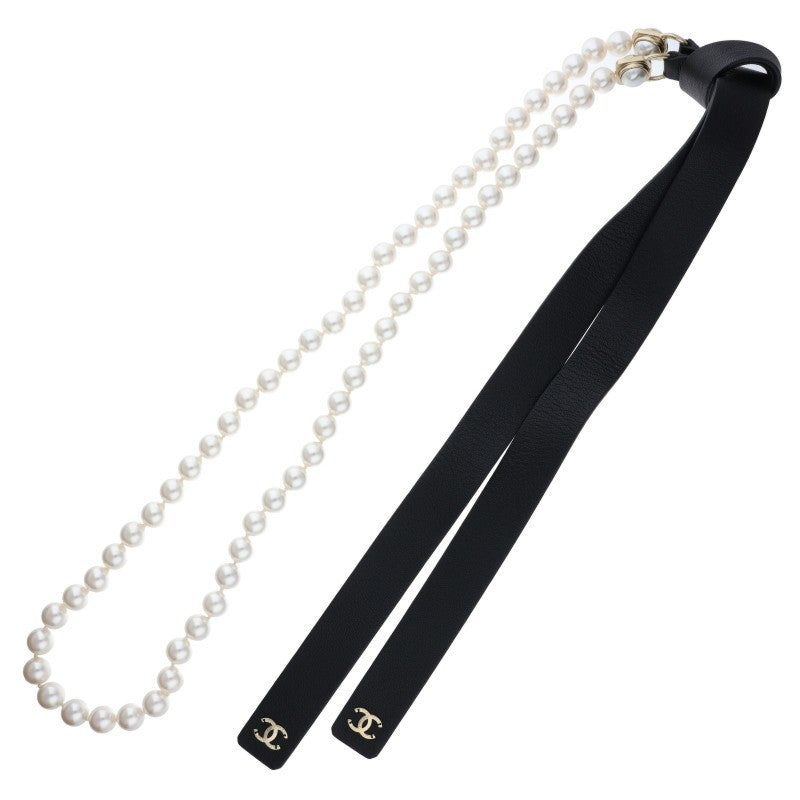 CHANEL 21C Faux Pearl Ribbon White Black Gold Size ONE SIZE