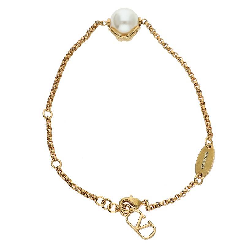 Valentino Garavani Pearl Logo Plate Bracelet Size ONE SIZE
