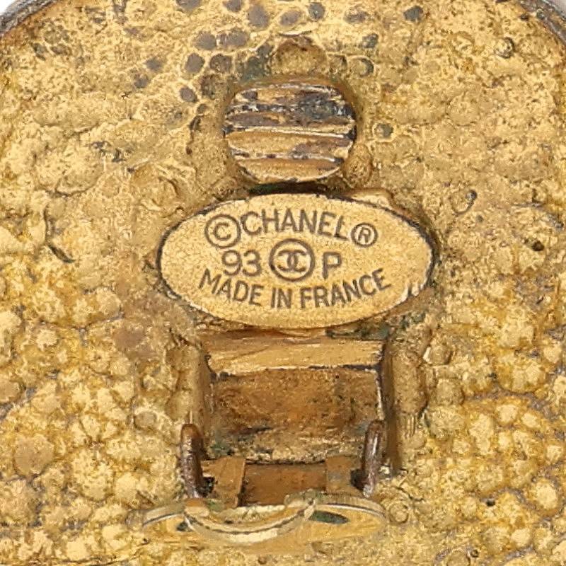 CHANEL 93P Coco Mark Round Gold Clip-On Size ONE SIZE