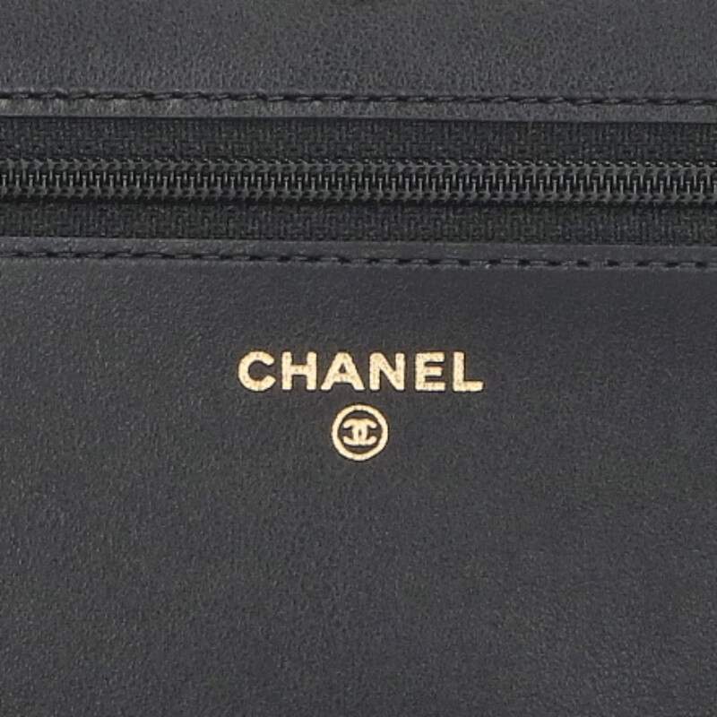 CHANEL Boy Chanel Caviar Leather Chain Wallet Size ONE SIZE
